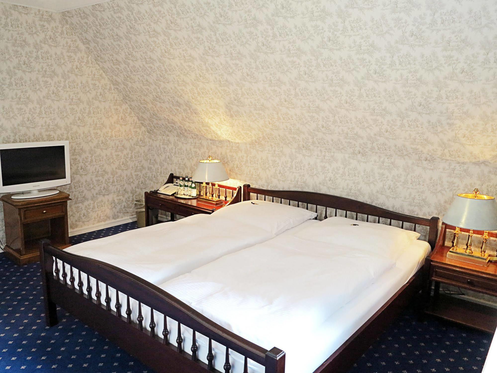 Meinsbur Boutique Hotel Bendestorf Luaran gambar