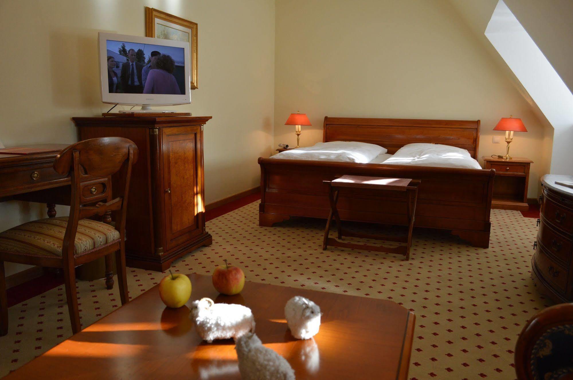 Meinsbur Boutique Hotel Bendestorf Luaran gambar